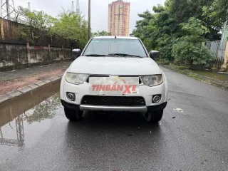 Mitsubishi Pajero Sport 2012 Trắng Số tự động