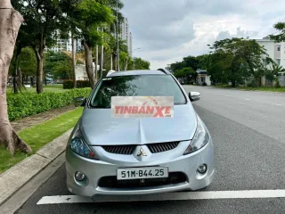 Mitsubishi Grandis 2009 Bạc 7 chỗ
