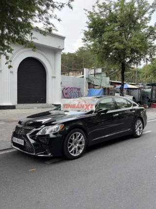 Lexus ls460 up form 2020