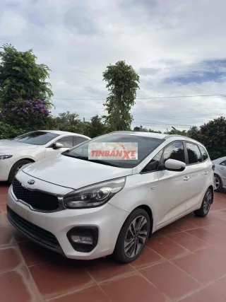 Kia Rondo 2019 Số sàn Trắng