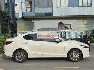 Mazda Mazda 2 AT 2025 Trắng Tự động 13.000km