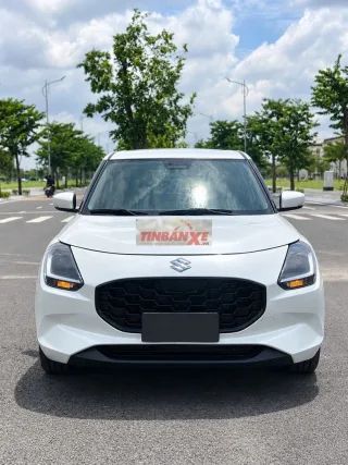 Suzuki Swift 2025 Hybrid siêu lướt 8.700km