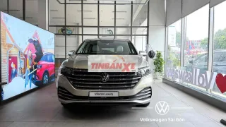 Volkswagen Viloran ưu đãi hơn 100 triệu - sẵn xe