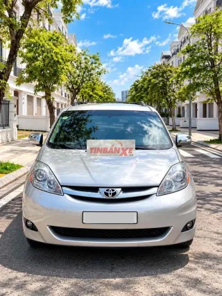 Toyota Sienna 2009 Xăng Mỹ Bạc