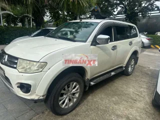 Mitsubishi Pajero 2017 Trắng