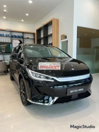 Xe BYD M6 Standard 2026 - 726 Triệu