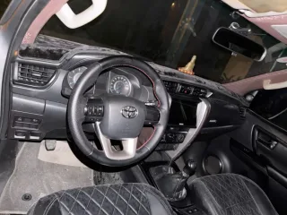 Cần bán gấp Toyota Fortuner 2017