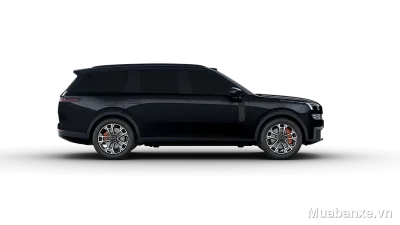 Lynk Co 900 màu đen nhìn ngang