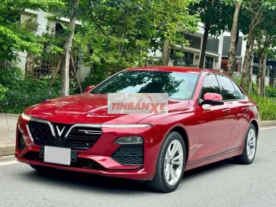 VinFast LUX A 2021 Đỏ Việt Nam