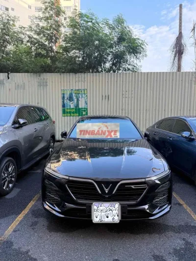 VinFast LUX A2.0 2022 Đen 88000 km