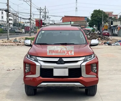 Mitsubishi Triton 2020 1 cầu số tự động Cam