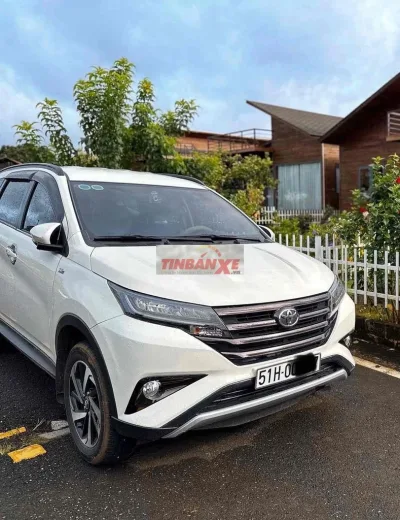 Toyota Rush 1.5 AT 2019 Trắng Nhập khẩu
