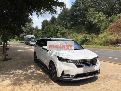 KIA Carnival 2024 2.2D Signature Trắng