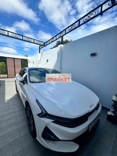 Kia K5 Premium 2.0 2022 Trắng 74000 km