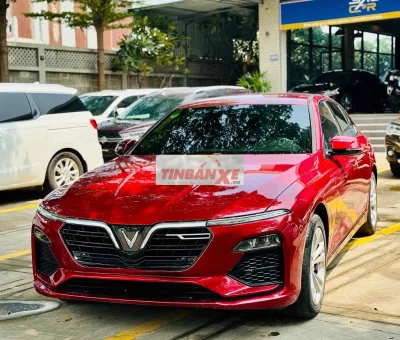 VinFast Lux A 2.0 Base 2021 55.000 km Đỏ
