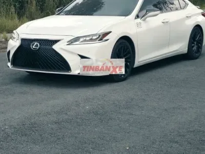 Lexus ES 250 Trắng 2019