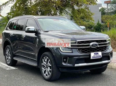 Everest 2022 Xe Qua Sử Dụng Chính Hãng Ford