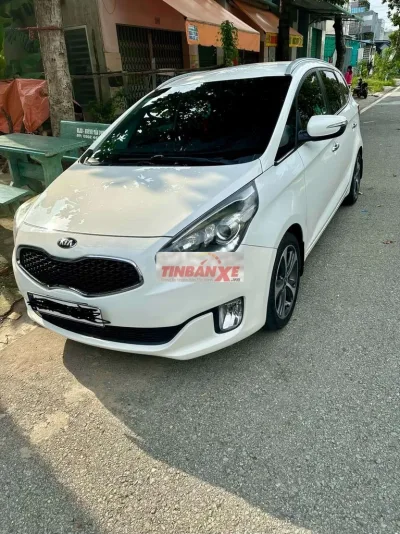 Kia Rondo Trắng Tự động 77000 km