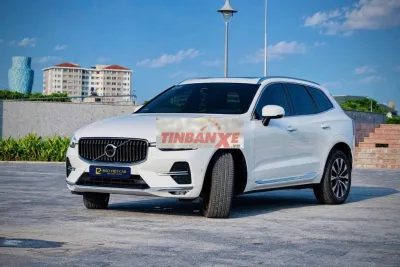 Volvo XC60 2023 Hybrid Trắng Bản Cao