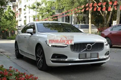 Volvo S90 B6 Ultimate 2023 Trắng 64.000 km