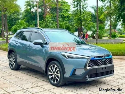 Xe Toyota Corolla Cross 1.8HV 2022 - 725 Triệu