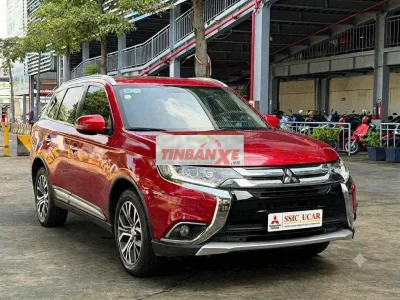 mitsubishi oulander 2018 2.4L pre phụ kiện nhiều