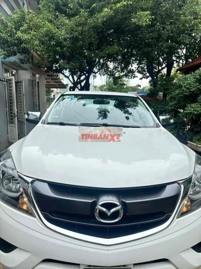 Mazda BT-50 Luxury 2.2L 2019 Trắng
