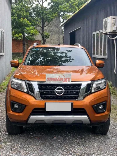 Xe bán tải Nissan Navara 2020 Cam