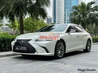 Lexus ES 300h 2022 - 2 Tỷ 689 Triệu
