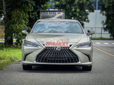 Lexus ES250 2025 Vàng cát Tự động 8 cấp