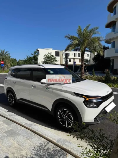 Kia Carens Luxury 2024 Trắng 7,3 vạn km