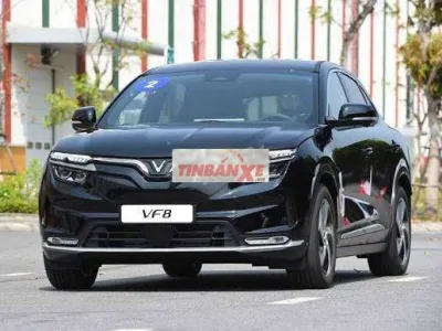VinFast VF8 Plus Điện Đen xuất được hoá đơn