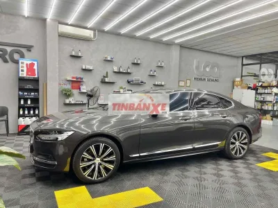 Volvo S90 T6 AWD 2021 Platinum Grey 28.000km