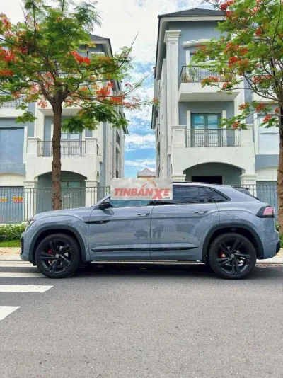 Volkswagen Teramont X 2025 Xám 13.000km