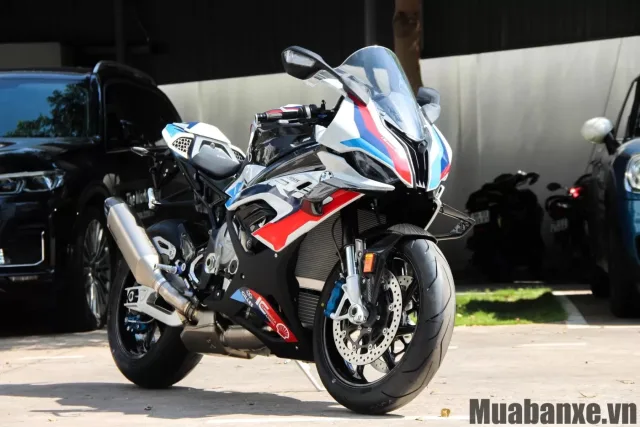 M 1000 RR