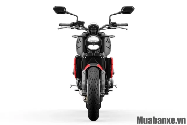 Trident 660