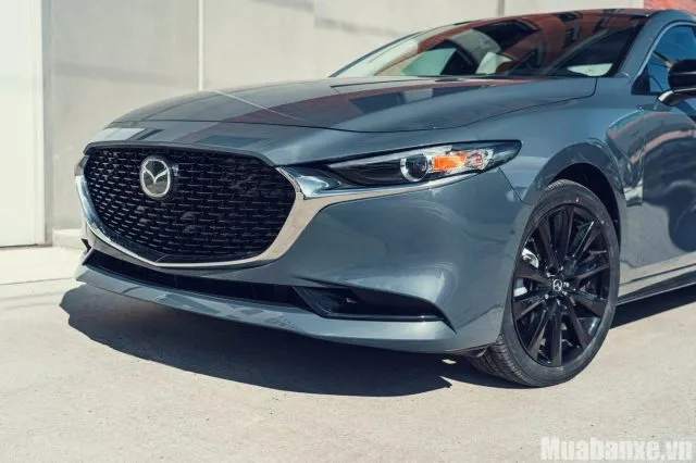 3 Hatchback