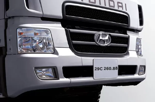 gia-xe-tai-hyundai-hd320-tinbanxe-3.png