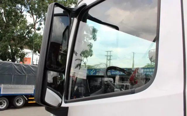 gia-xe-tai-hyundai-hd270-tinbanxe-4.png
