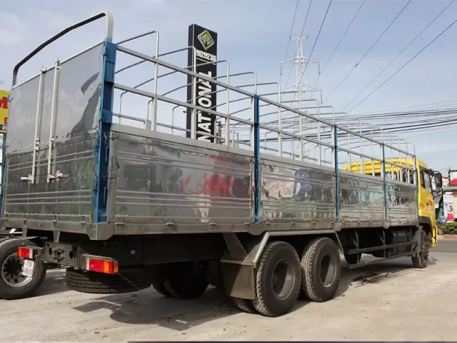 gia-xe-tai-dongfeng-c260-tinbanxe-5.png