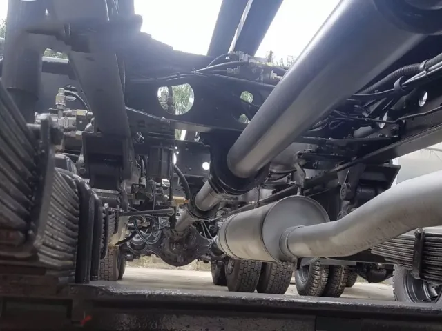 gia-xe-tai-faw-j5-310-hp-tinbanxe-4.png