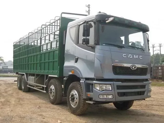 gia-xe-tai-camc-310hp-tinbanxe-2.png