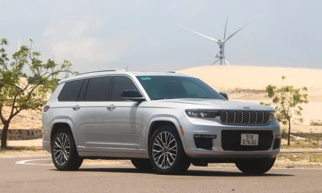 gia-xe-jeep-grand-cherokee-tinbanxe-5.png