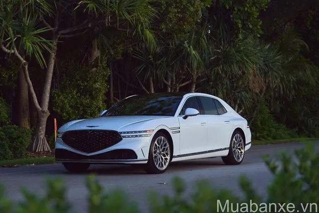 gia-xe-genesis-g90-tinbanxe-vn.png