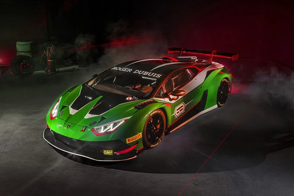 Ra mắt Lamborghini Huracan GT3 EVO2