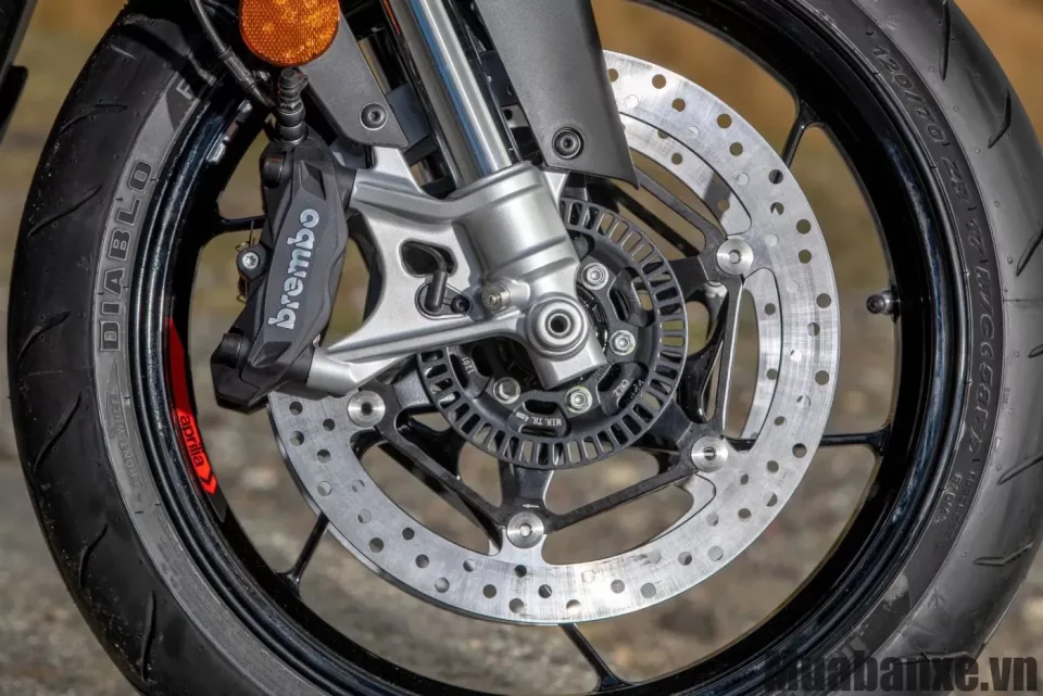 phanh xe aprilia tuono 660