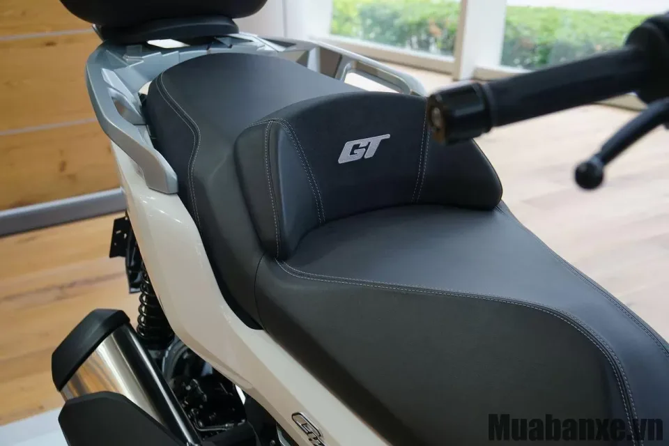 yen xe bmw motorrad c 400 gt