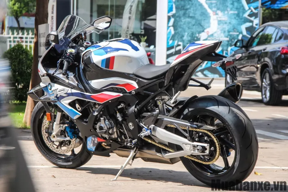 duoi xe bmw motorrad m 1000 rr