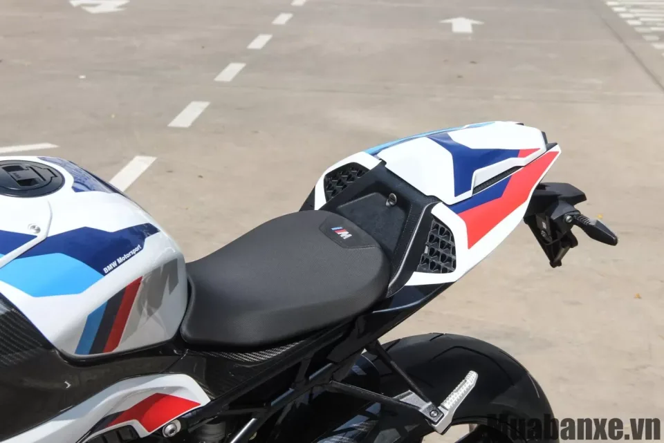 yen xe bmw motorrad m 1000 rr