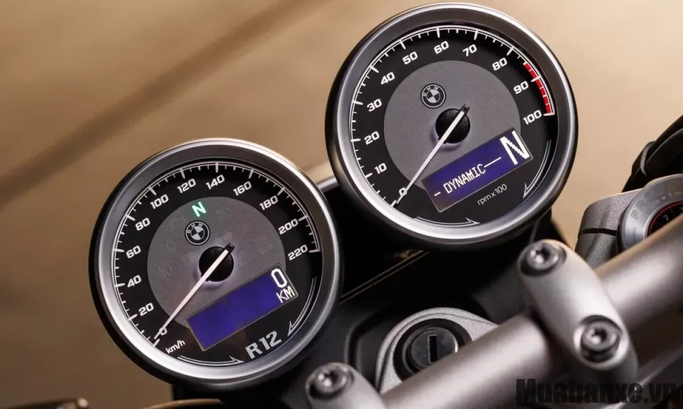 dong ho tren xe bmw motorrad r 12 ninet